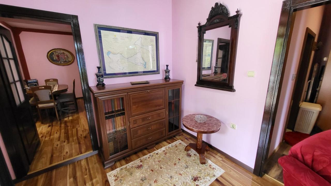 Apartment Capt Seferovic 2 Donji Morinj Ngoại thất bức ảnh